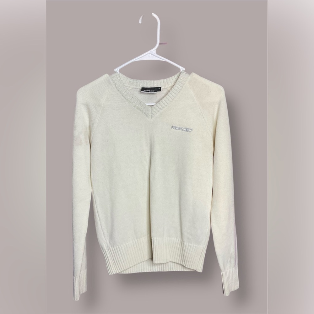 Vtg Cream V-Neck Reebok Sweater